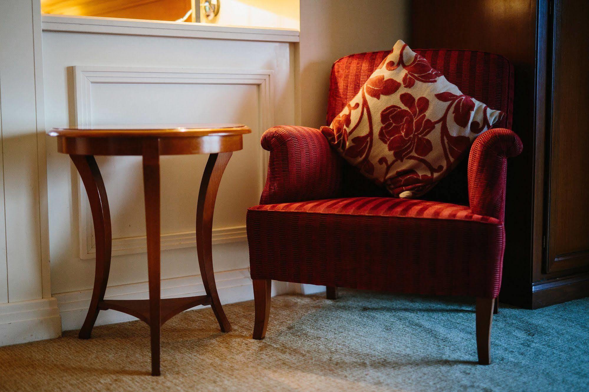 Bryn Meadows Golf, Hotel & Spa Blackwood  Extérieur photo