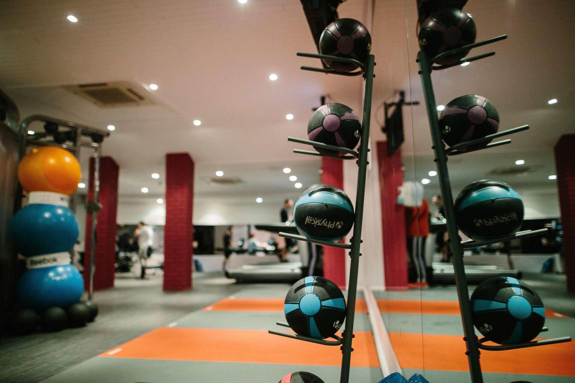 Bryn Meadows Golf, Hotel & Spa Blackwood  Extérieur photo