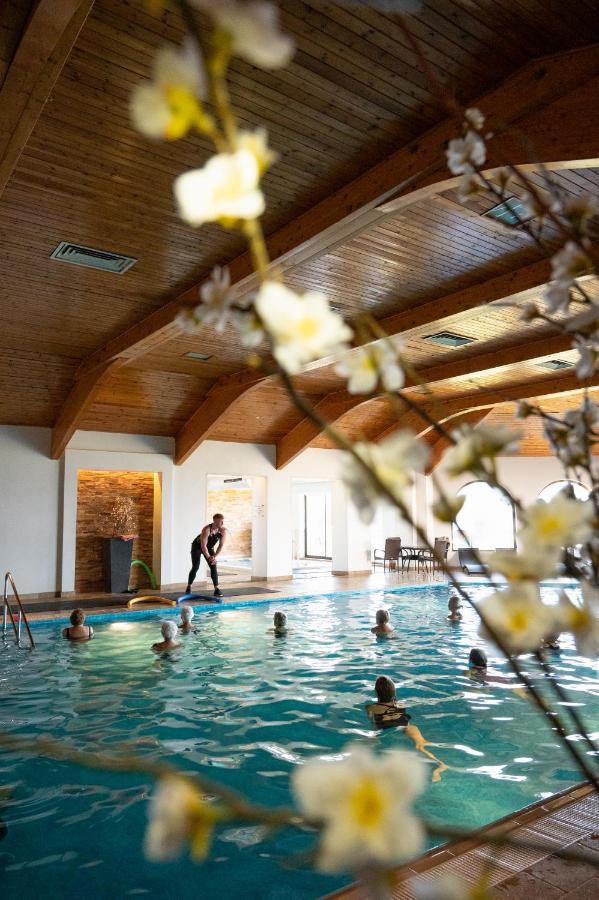 Bryn Meadows Golf, Hotel & Spa Blackwood  Extérieur photo